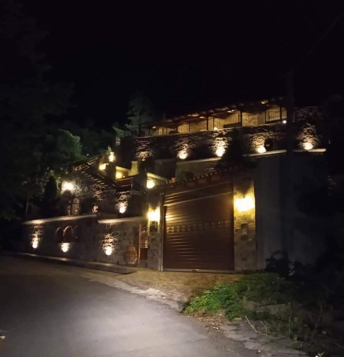 The StoneHouse - Housity