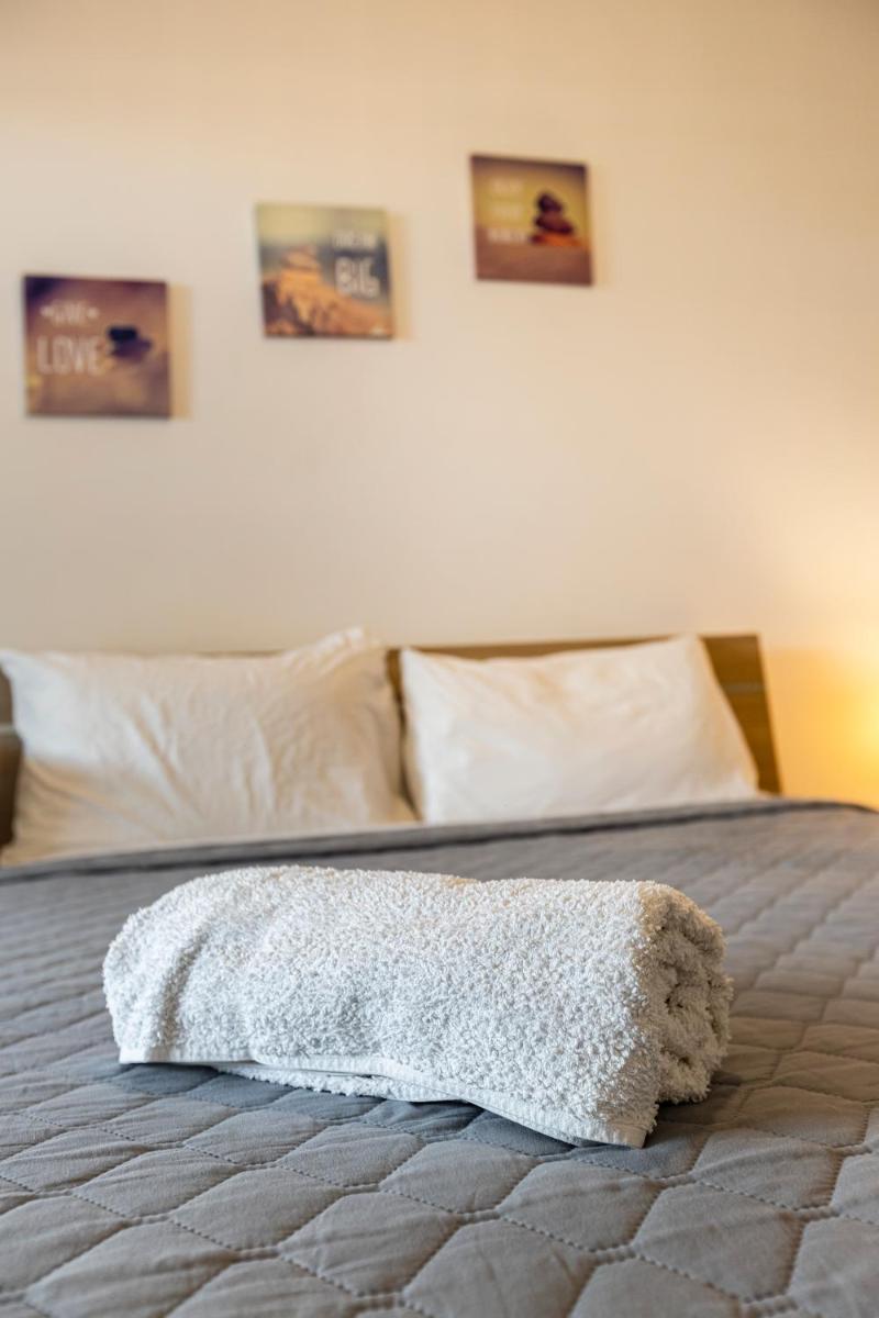 Entire Apartment for your Holiday - Housity