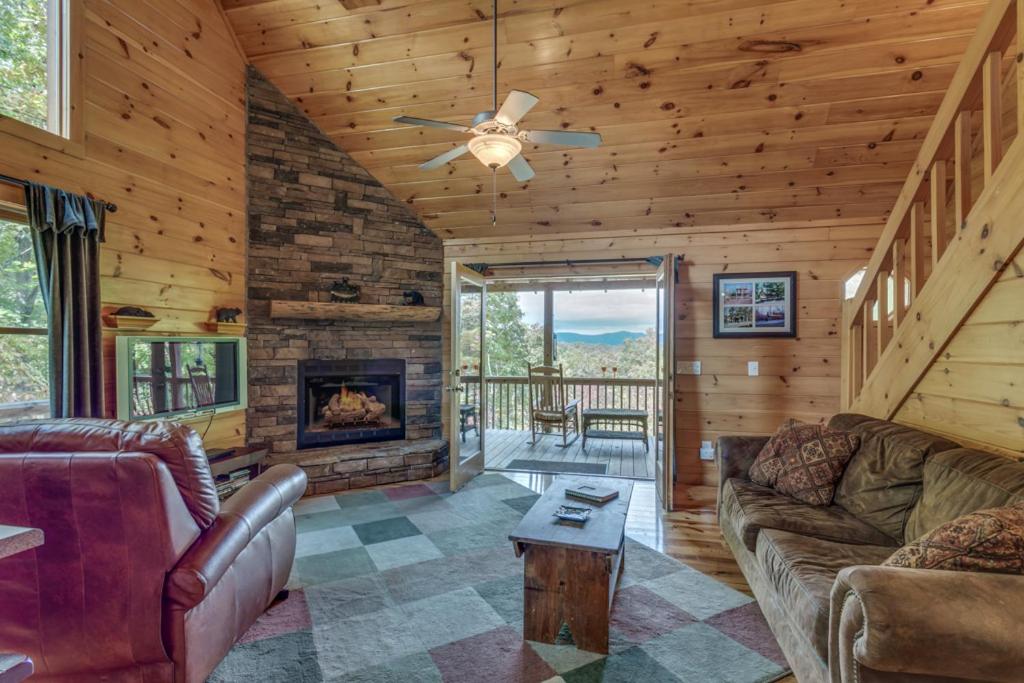 Treetops- Mtn View Cabin Near Ocoee River - Housity