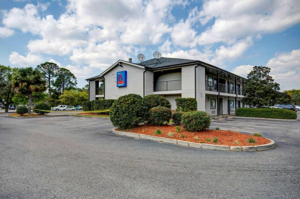 Studio 6-Ocean Springs, MS - Housity