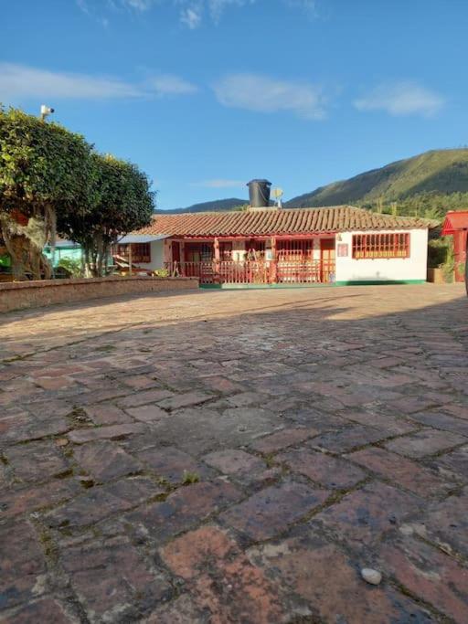 Hostal La Nueva María Auxiliadora - Housity