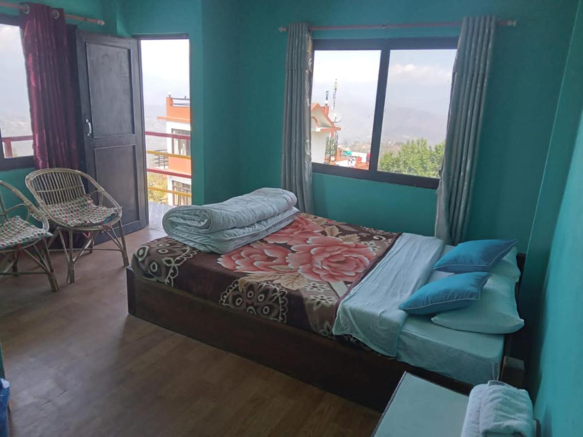 Tashidelek Guest Lodge & House - Housity