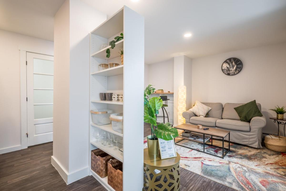 Cozy Fully-Equipped 2 Bedroom Suite - Housity