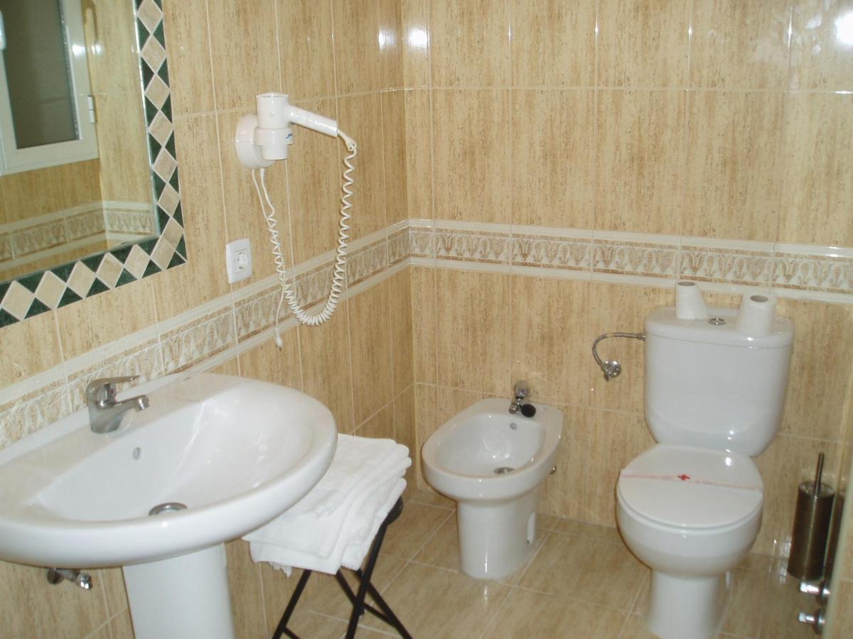Hotel Manzanares - Housity