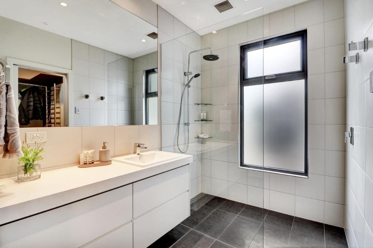 Banksia House - Housity