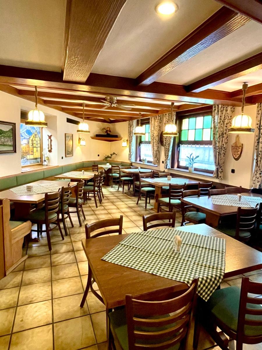 Hotel Pension Balthasar - Housity