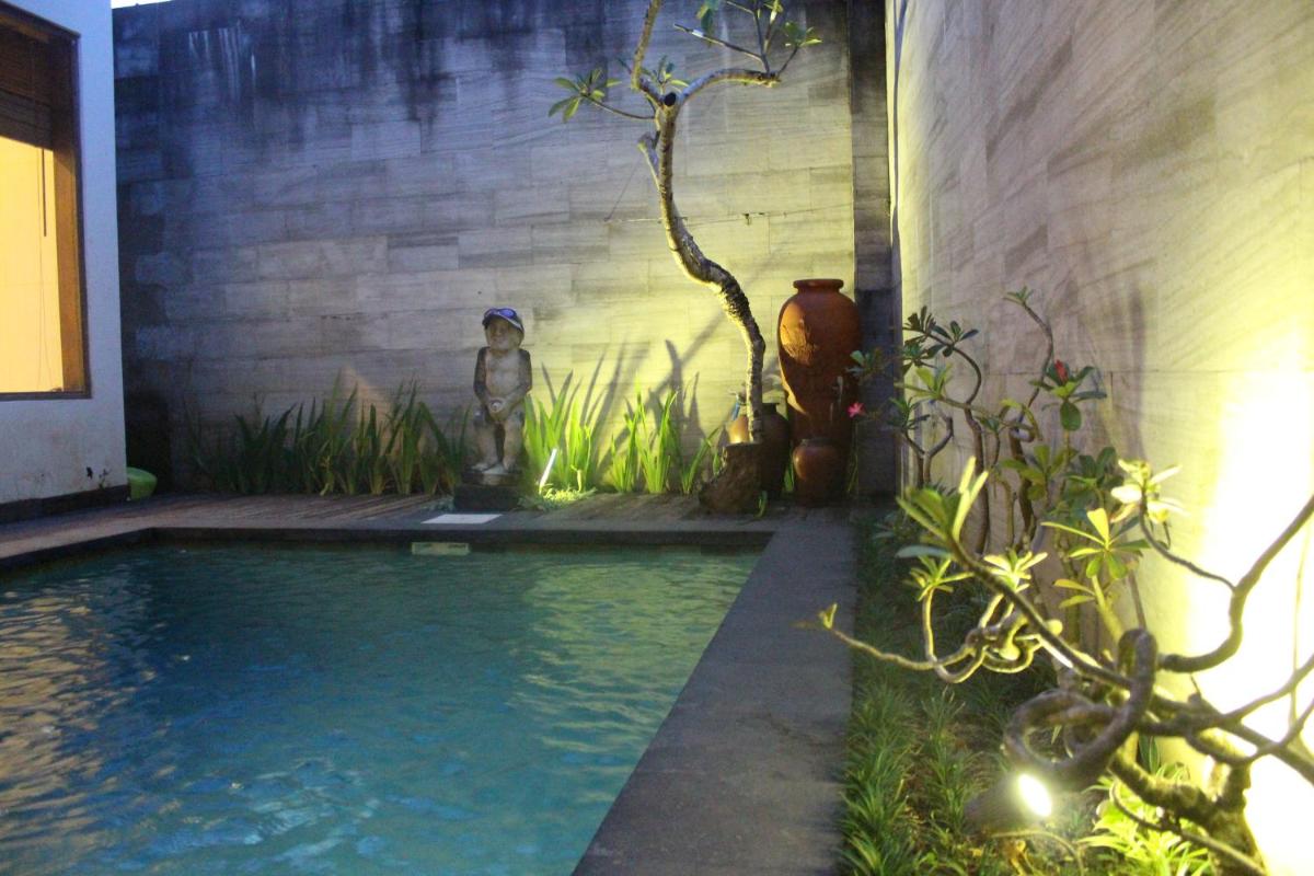 Villa Kori Nuansa Jimbaran Bali - Housity