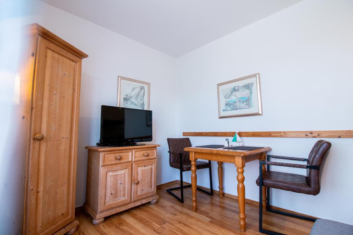 Sellin - Seedorf Am Neuensiener See Apartment 08 - Housity
