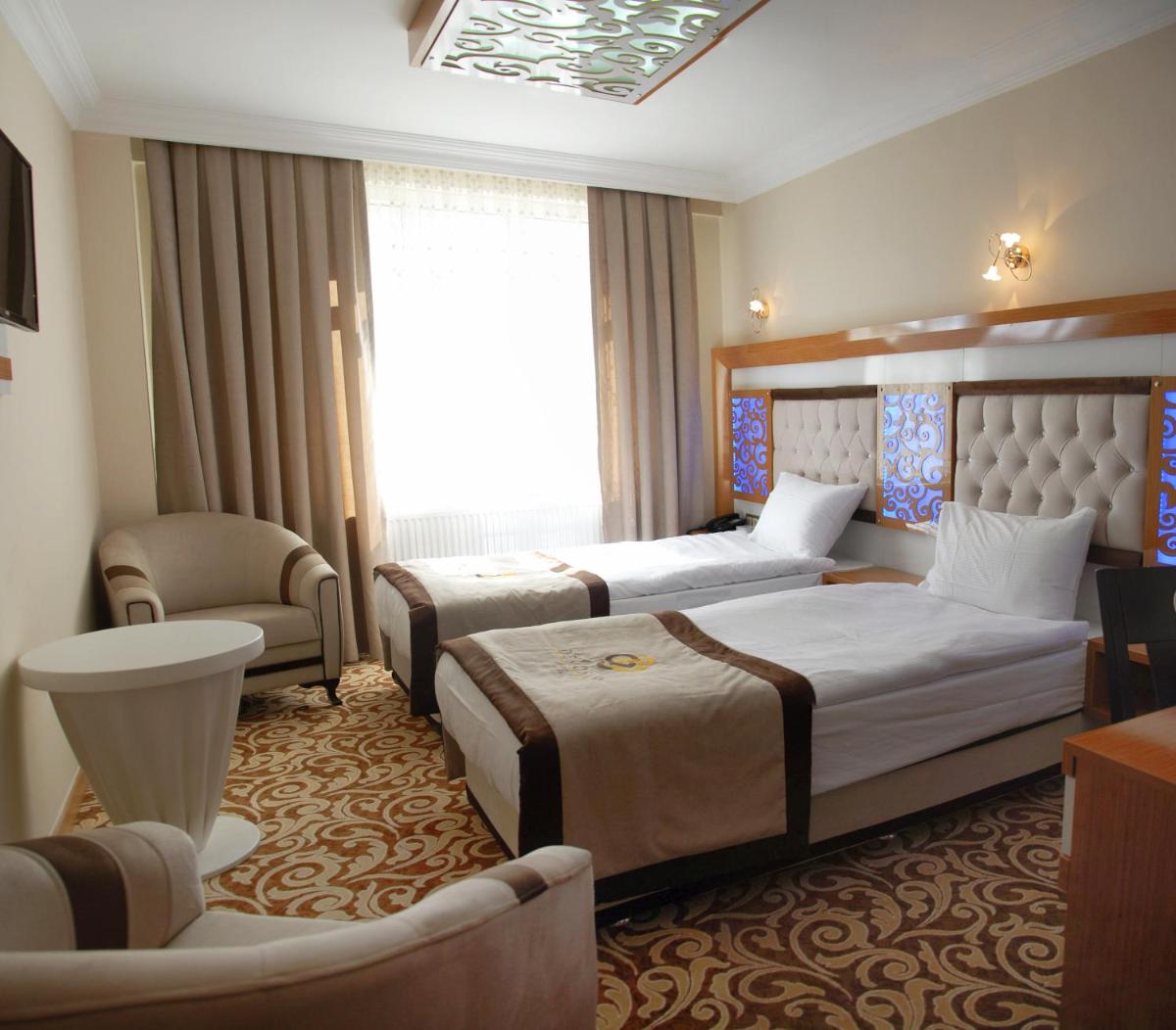 Demosan City Hotel - Housity
