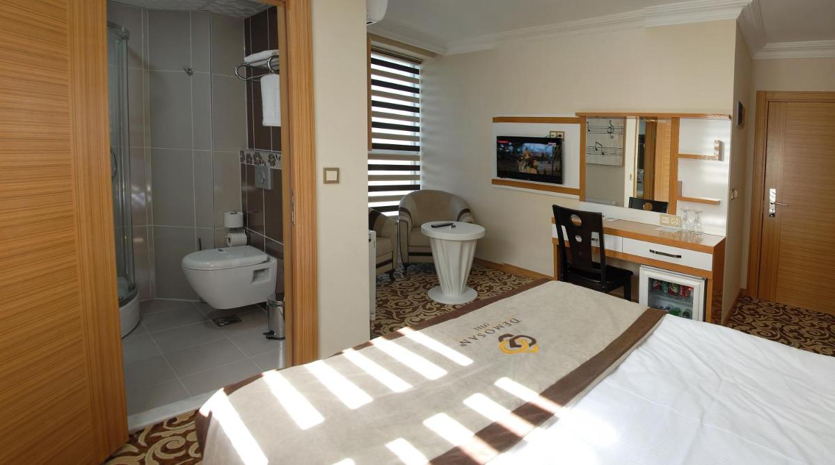 Demosan City Hotel - Housity