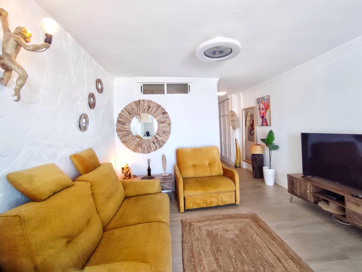 Luxury Apartment Ocean View Las Americas - Housity