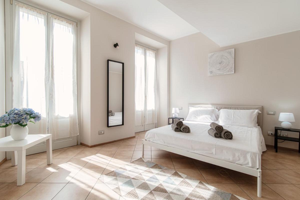 Sky Attic 72 - The House Of Travelers - Housity
