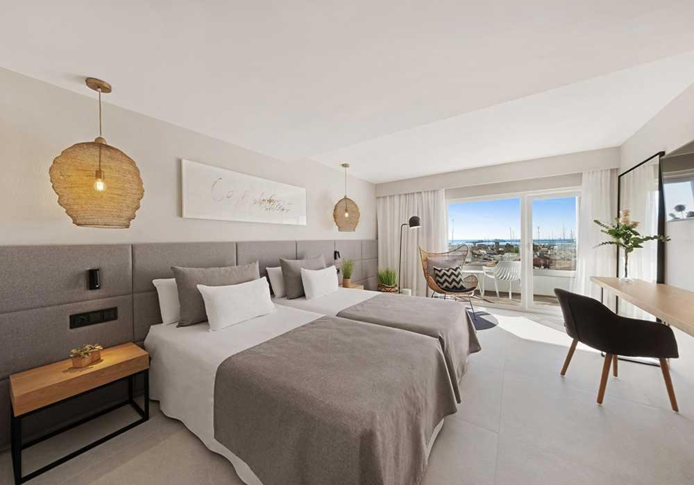 Hotel Almudaina - Housity