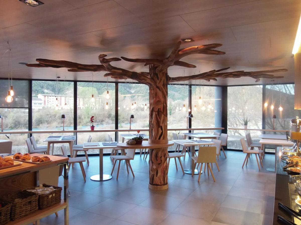 Hotel Sanchez - Housity