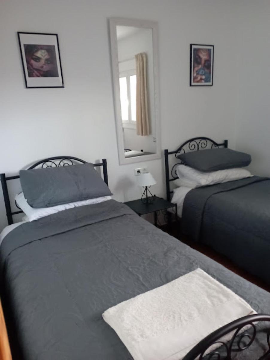 Casa Rural Olivares - Housity