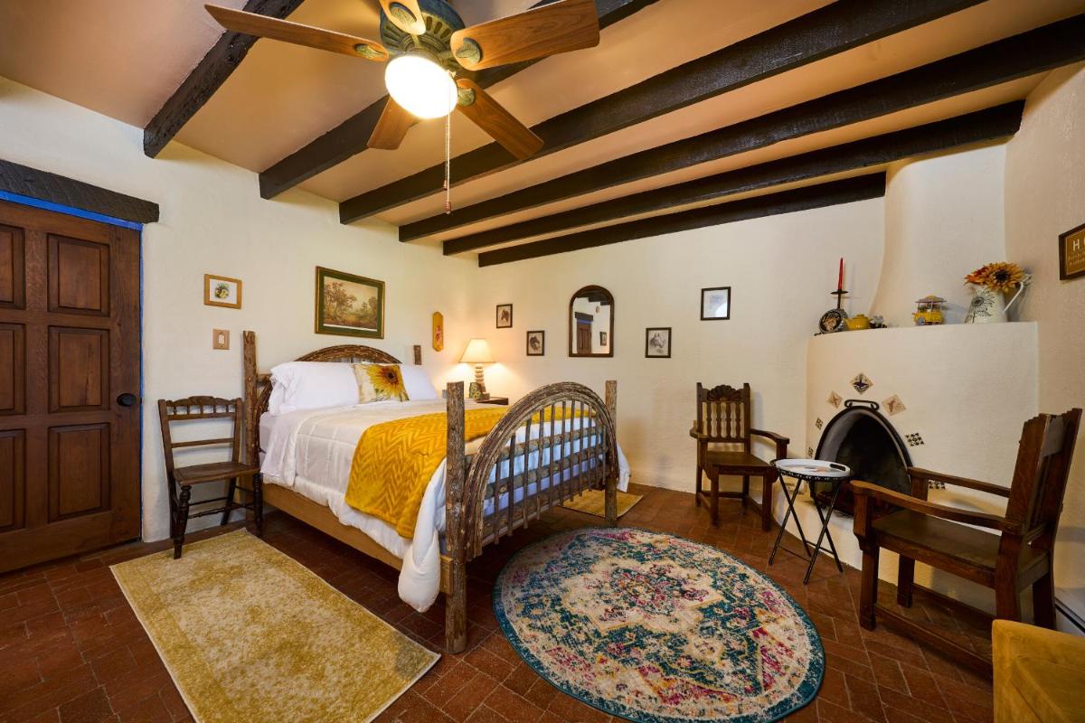 Loba Luna-Come Home To Enchantment - Housity