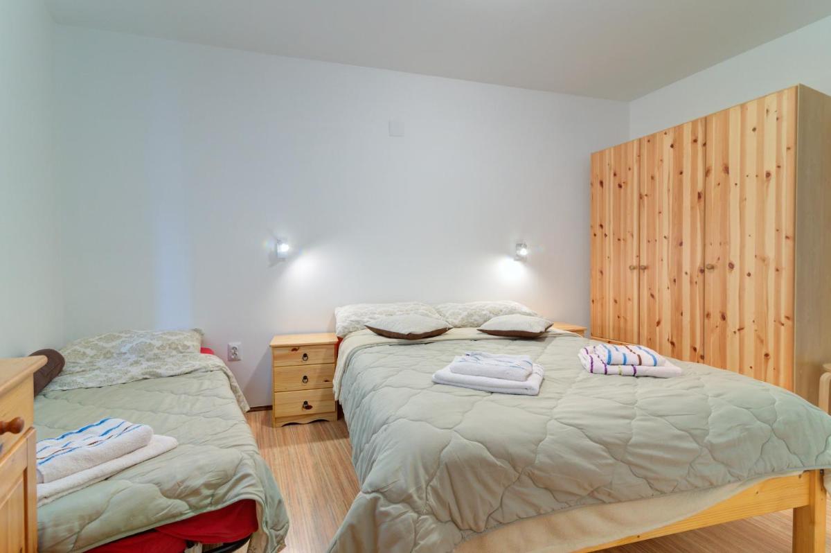 Apartment Senj - Housity