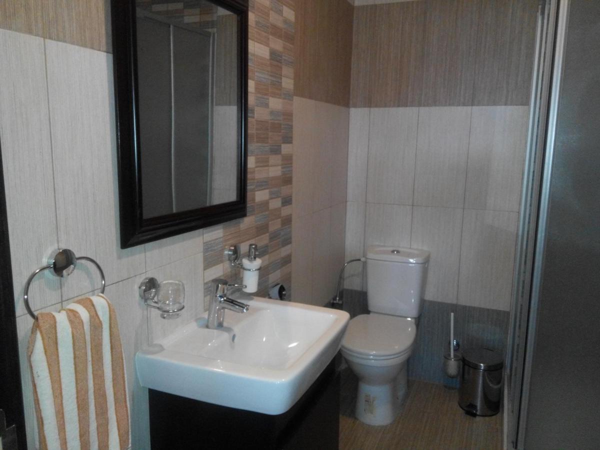 Softades Cottage - Housity
