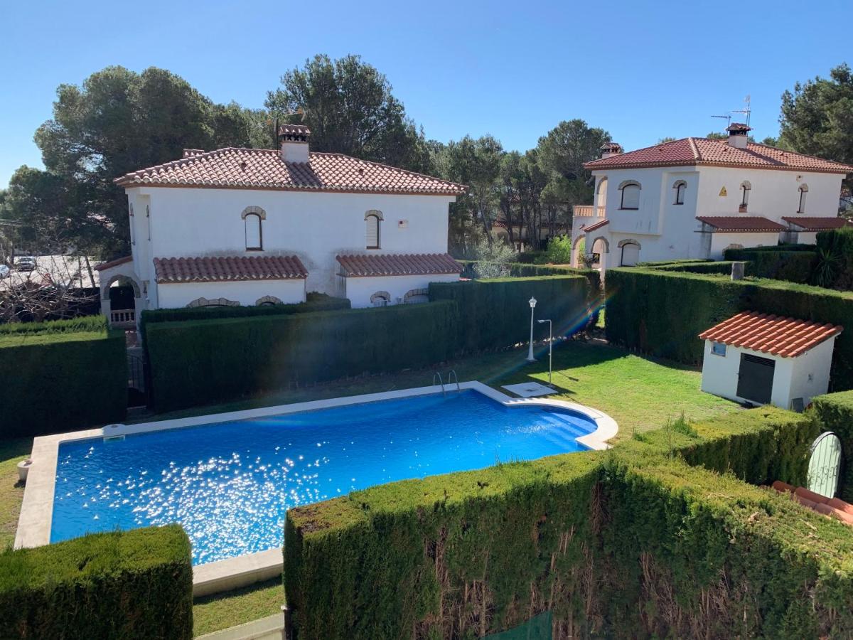 Casa con piscina para 5 personas - Housity