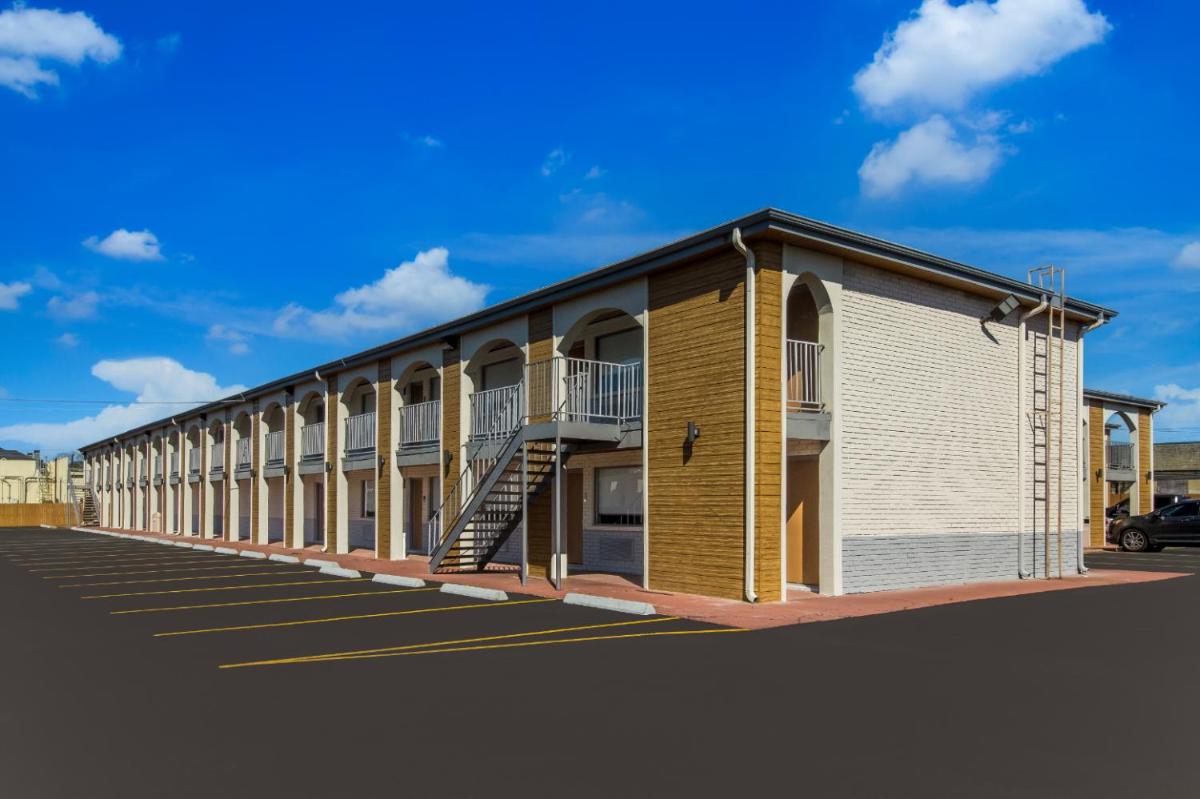 Signature Inn Houston Galleria - Housity