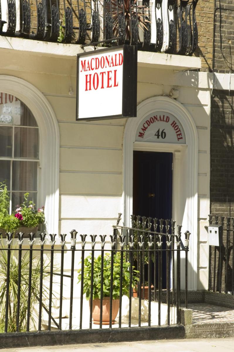 Macdonald Hotel - Housity
