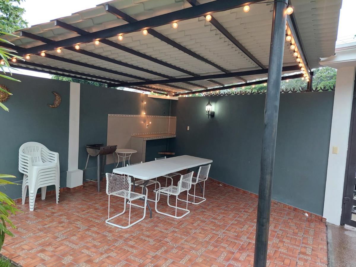 Casa Valles - Housity