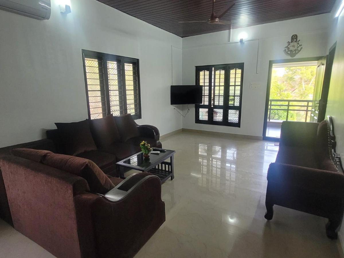 Private Room! Alleppey Villa! - Housity