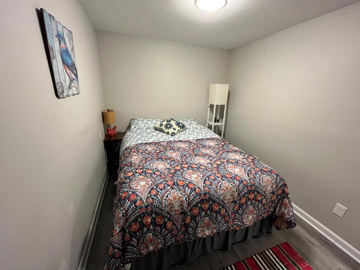 Cozy Quiet LL 2B 1B nearby DCA& DC Free Parking - Housity