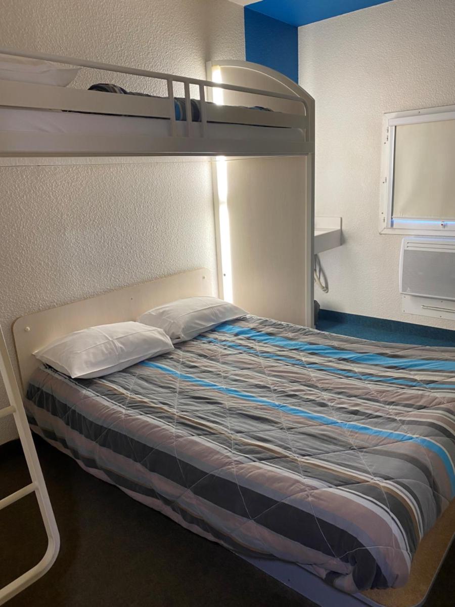 HOTEL F1 SAINT-LO - Housity