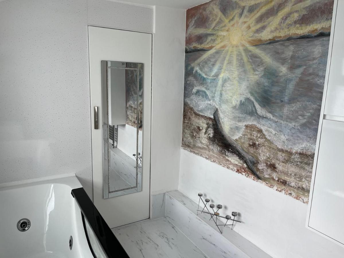 White Rose Cottage - Housity