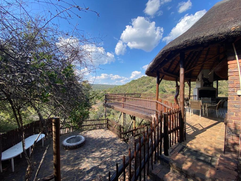 Tswene Lodge Mabalingwe - Housity