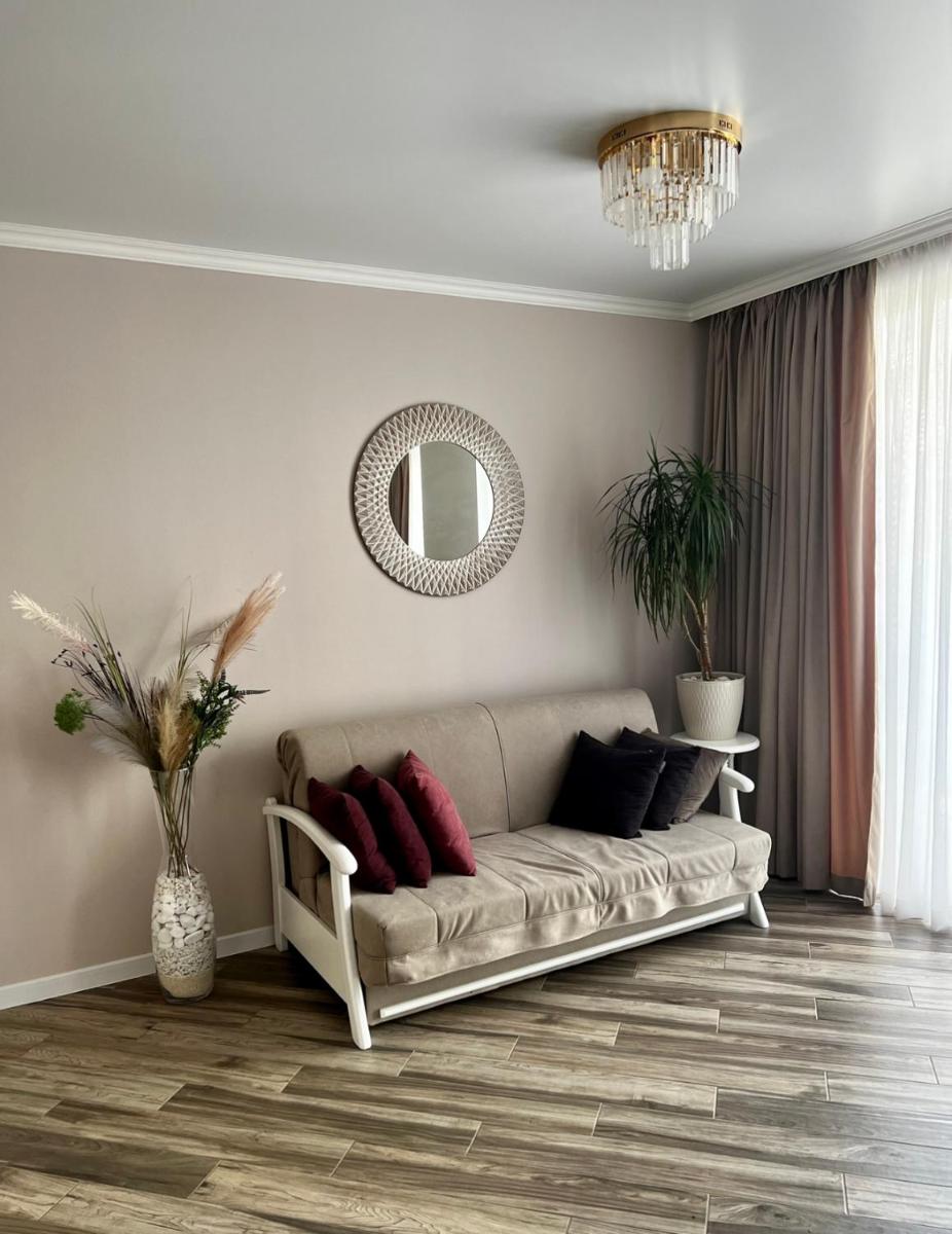 Golden Era Apart - Housity
