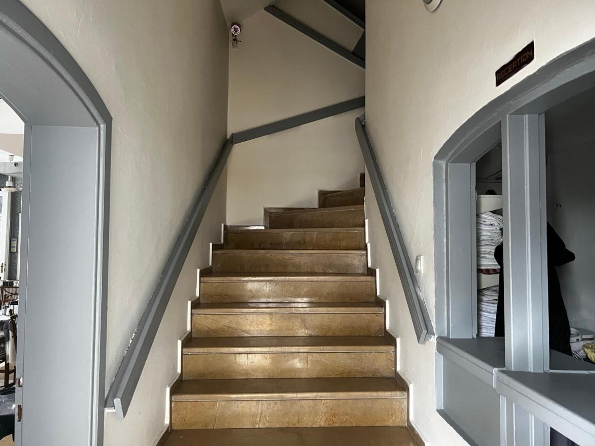 Andy's Apart Hotel - Housity