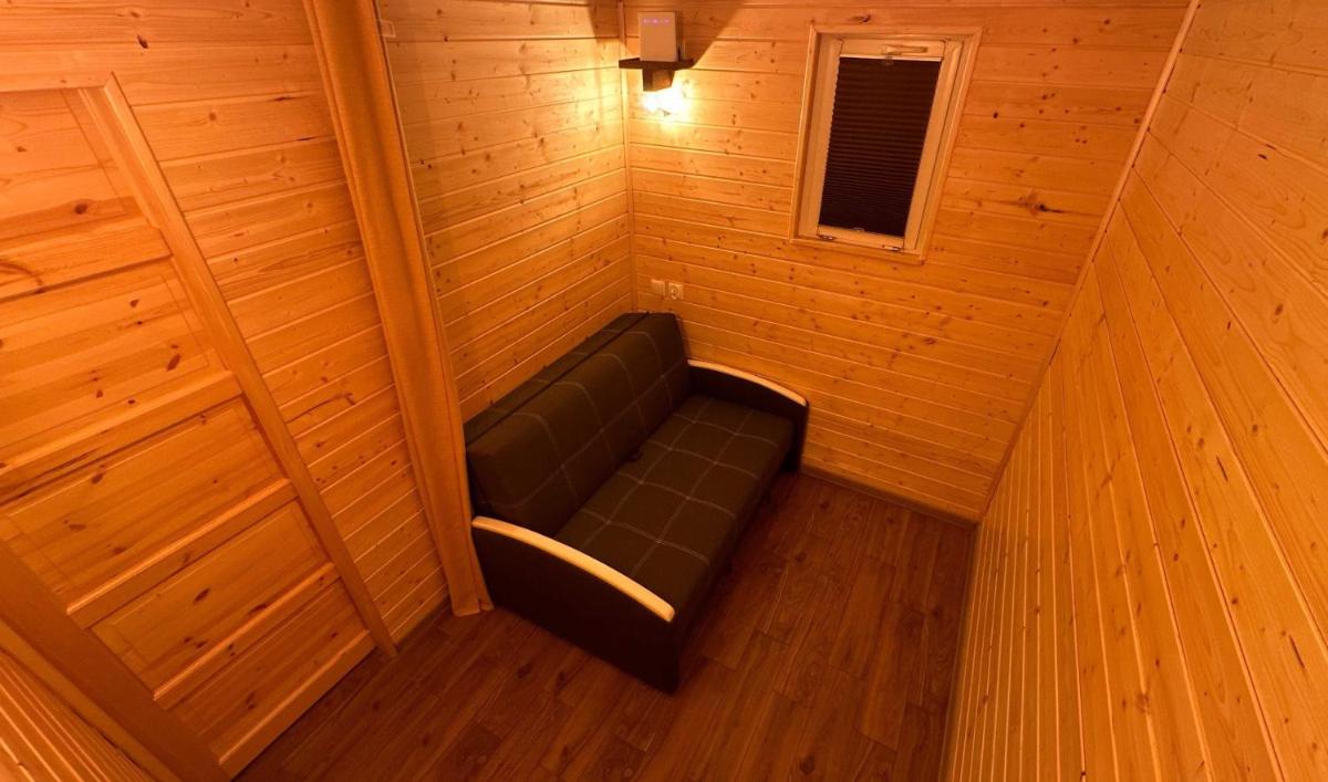 Domek pod brzozami - Housity