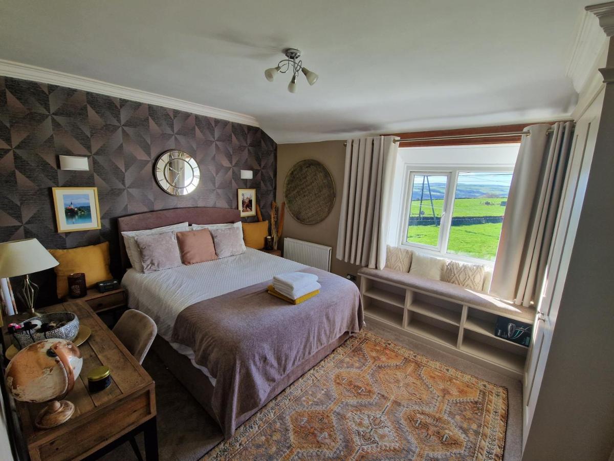 Ryburn View Cottage - Housity