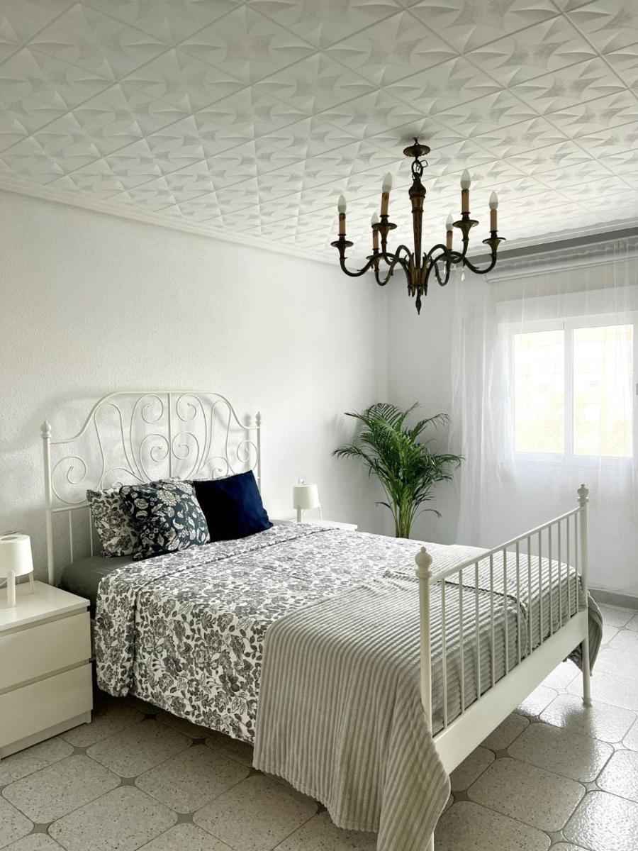 Sweets rooms on the Beach - Housity