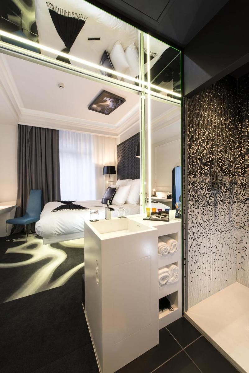 Cuisine ou kitchenette dans l'établissement Vertigo Hotel, By Marriott, a Member of Design Hotels
