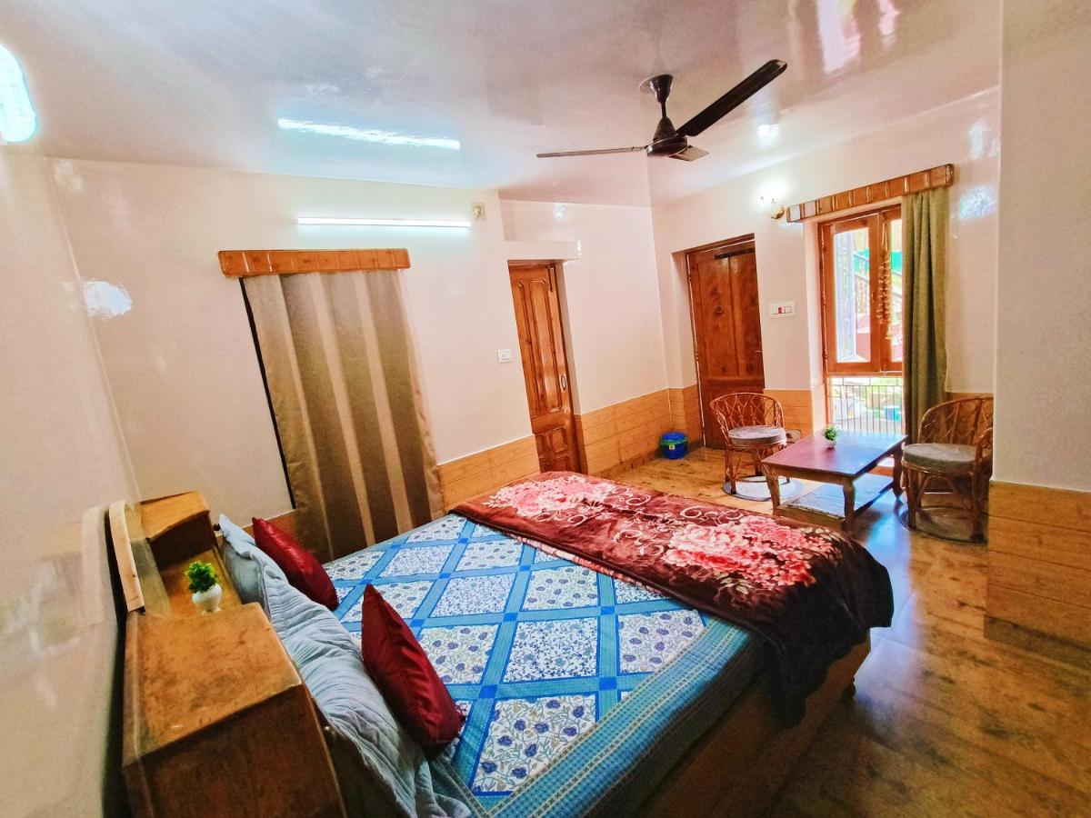 Aatithya Homestay Raison,Manali - Housity