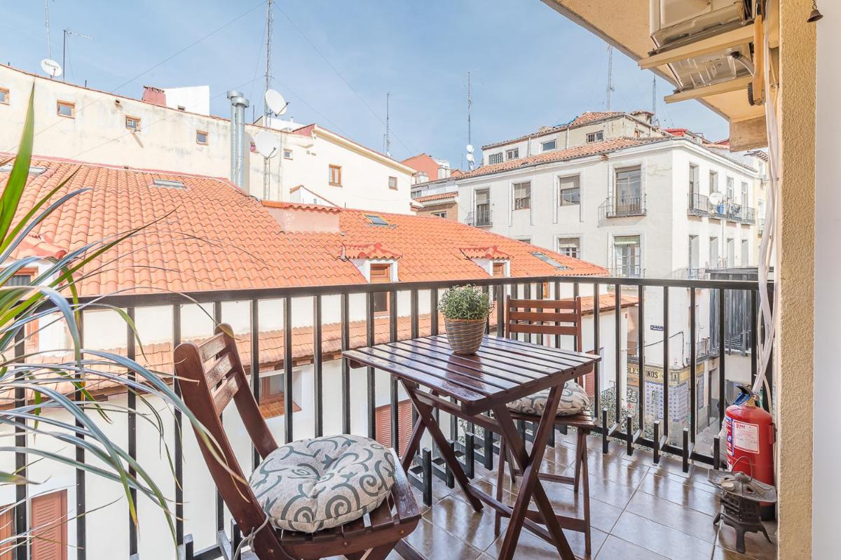 Apartamento con terraza en el centro de Madrid - Housity