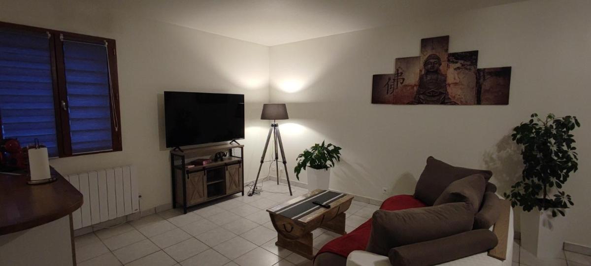 Au pied du château 2 - Housity