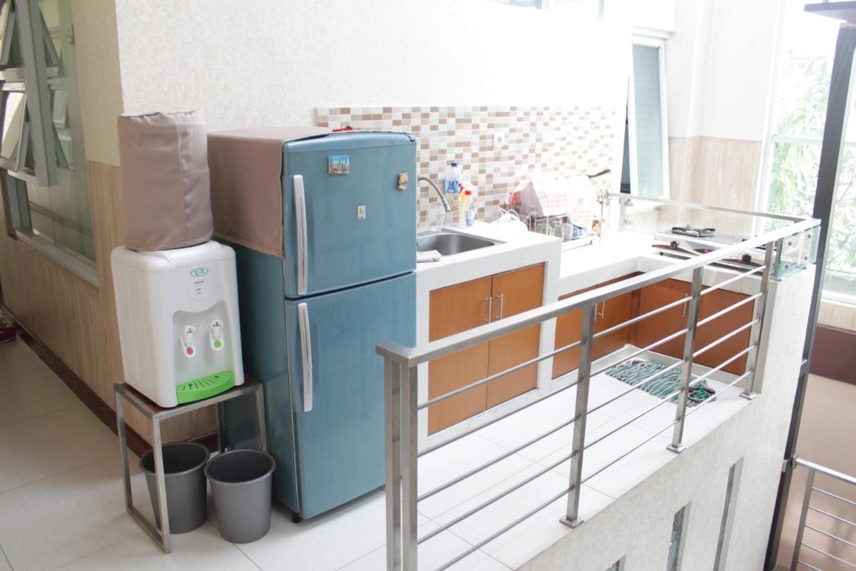 G10 Guest House Near Asia Afrika Bandung - Housity