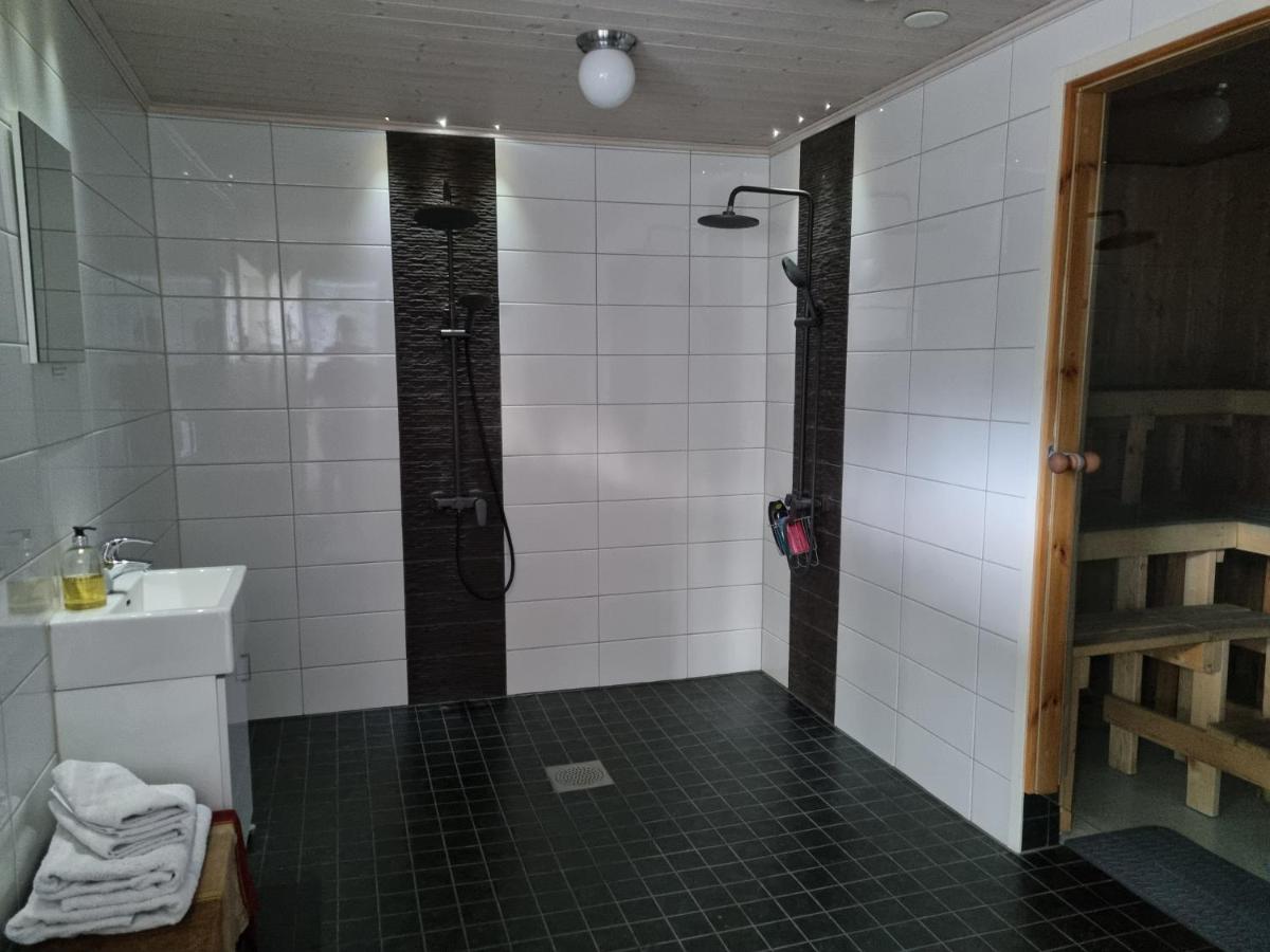Sydåbacka Guest House, a Room with a Sauna - Housity