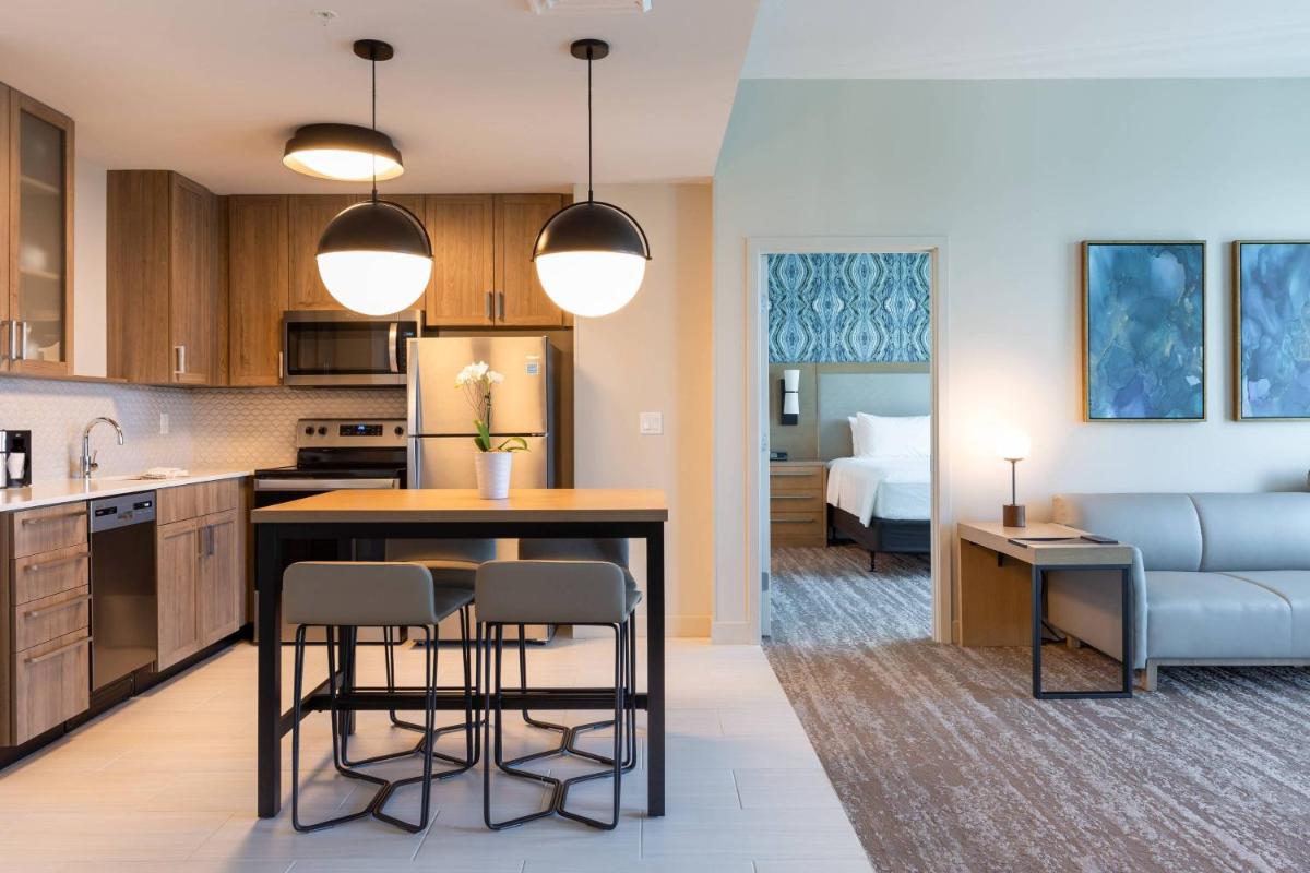 Residence Inn Palm Beach Gardens - Housity