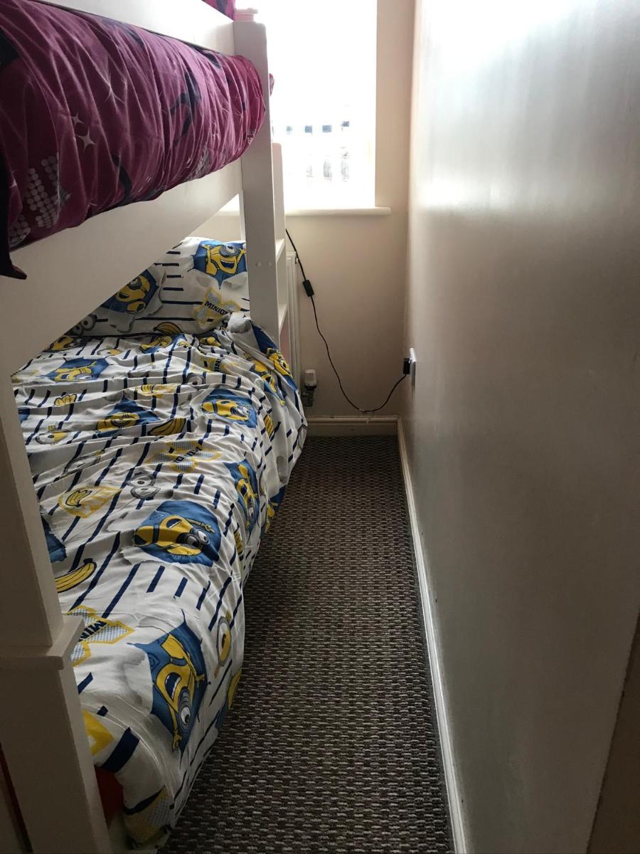 2 HOUSES, new builds, 3bedrooms in each, NOTTINGHAM - Housity