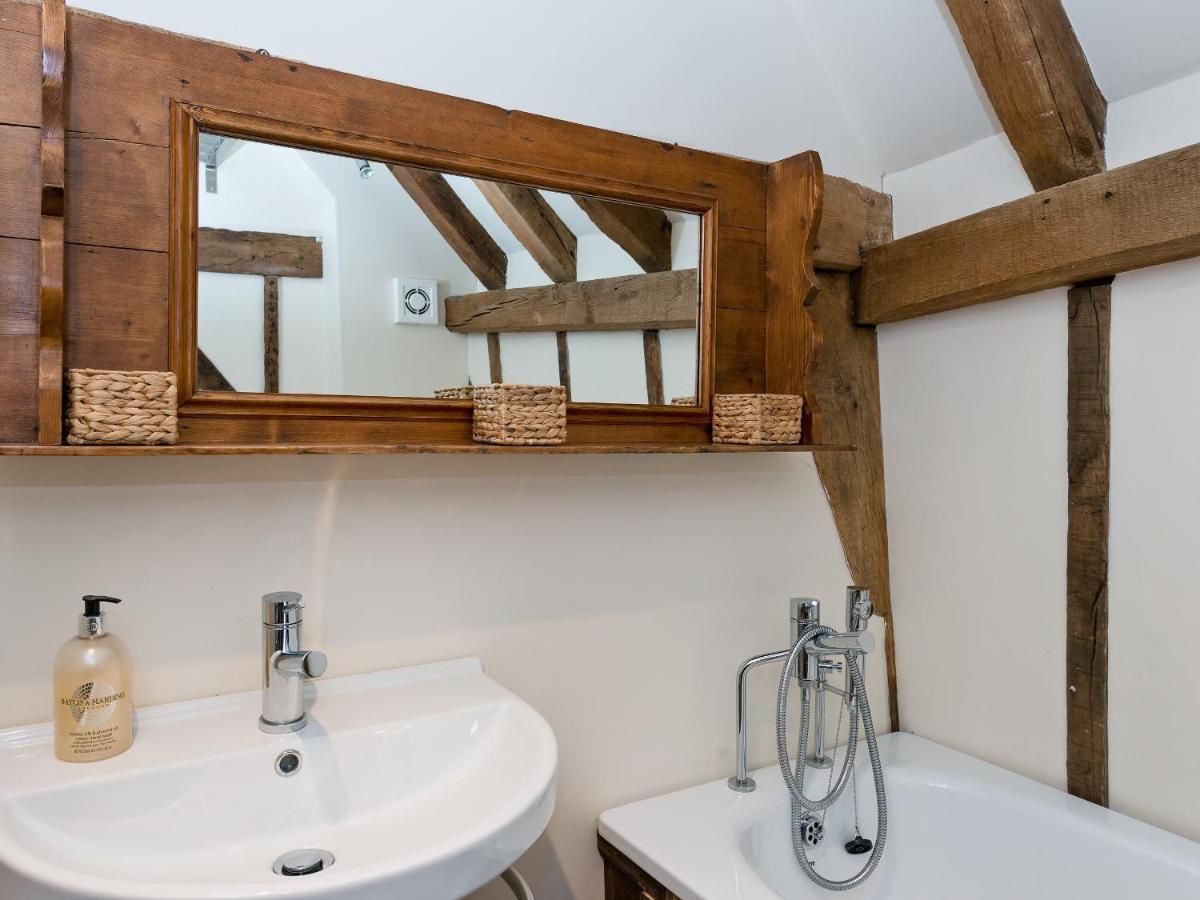 Scrag Oak Oast - Housity