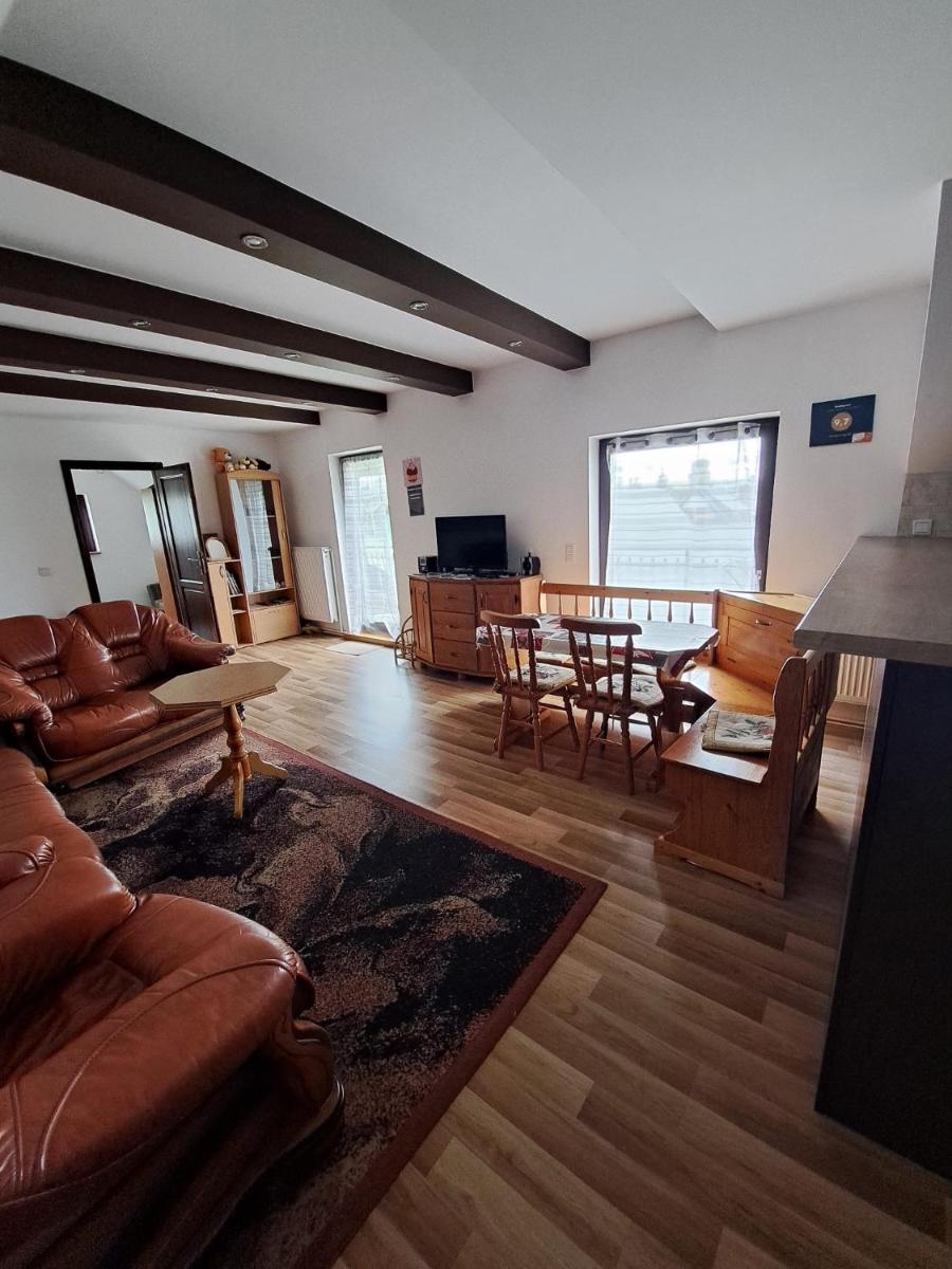 Nocleg U Jagódki - Housity