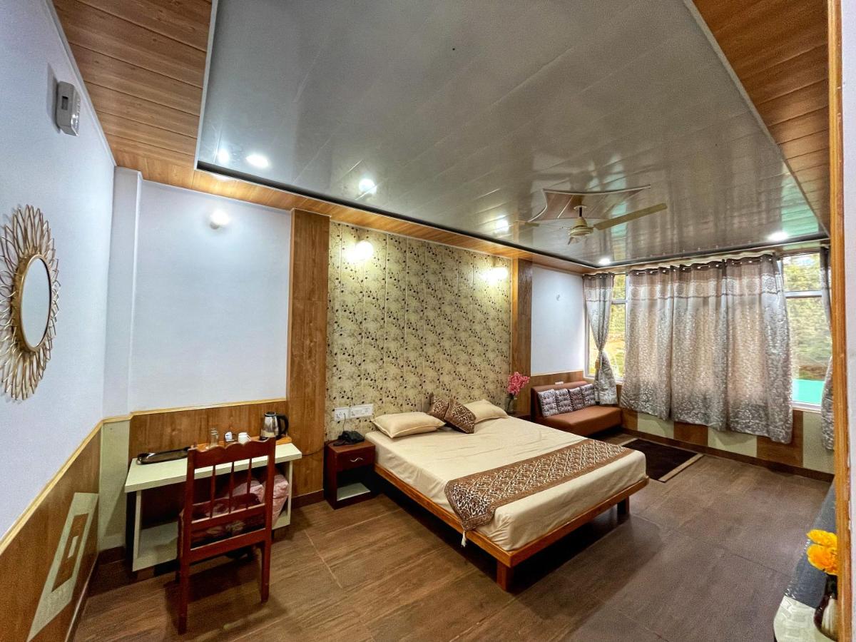 Plaza Hotel - Housity