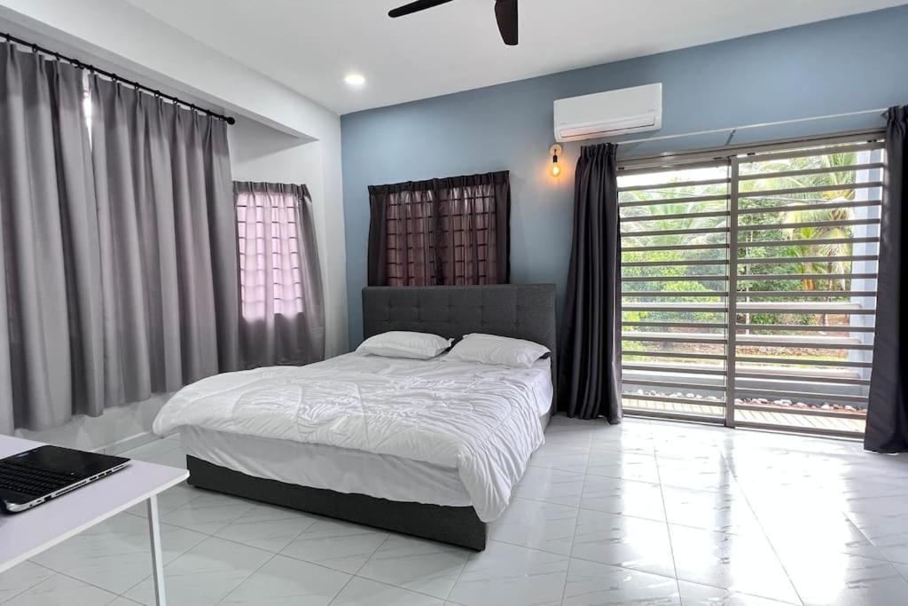 Pariston Homestay Bedong - Housity