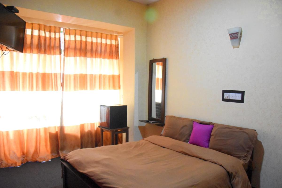 Janara Two - Housity