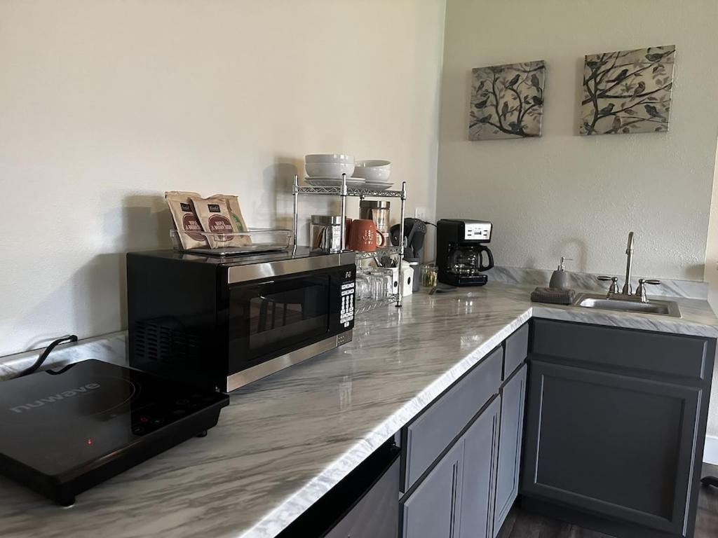 Sonia's Guest Suite in Montesano-Gateway to Olympic National Park - Housity